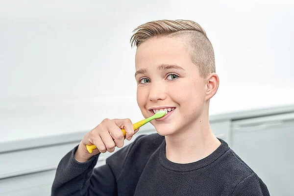 Schematische Darstellung: Bracketumfeldversiegelung