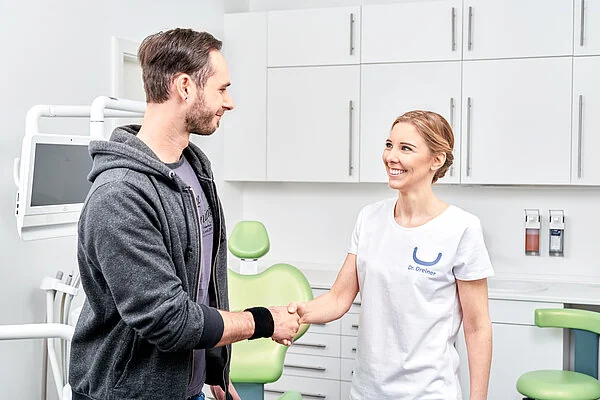 Schematische Darstellung: Retainer zur Stabilisierung